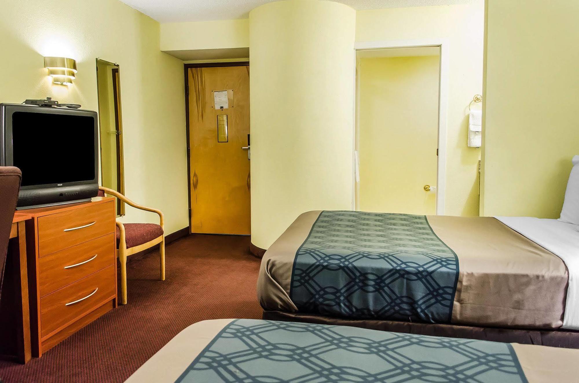 Econo Lodge Harrisburg/Hershey Экстерьер фото